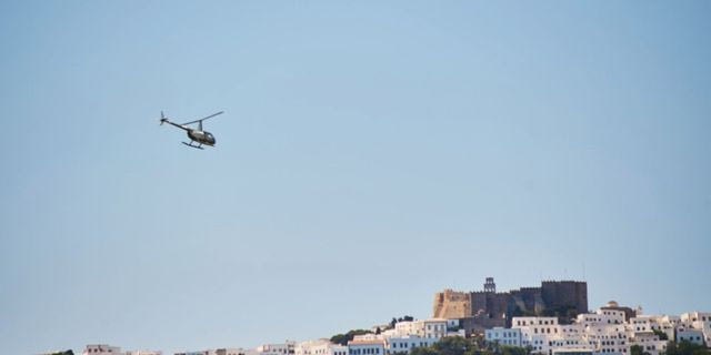Αυθημερόν ταξίδια με ελικόπτερο στις Κυκλάδες με το χειμερινό πρόγραμμα της hoper