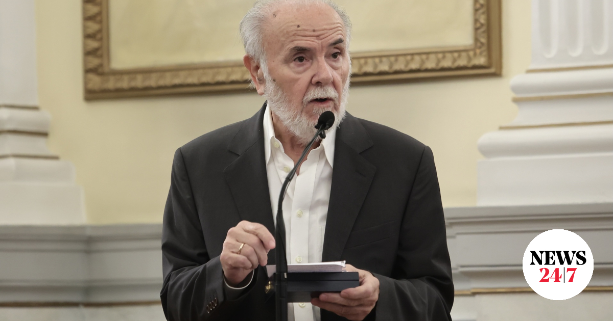 Πέθανε ο σπουδαίος ποιητής και στιχουργός Μιχάλης Γκανάς