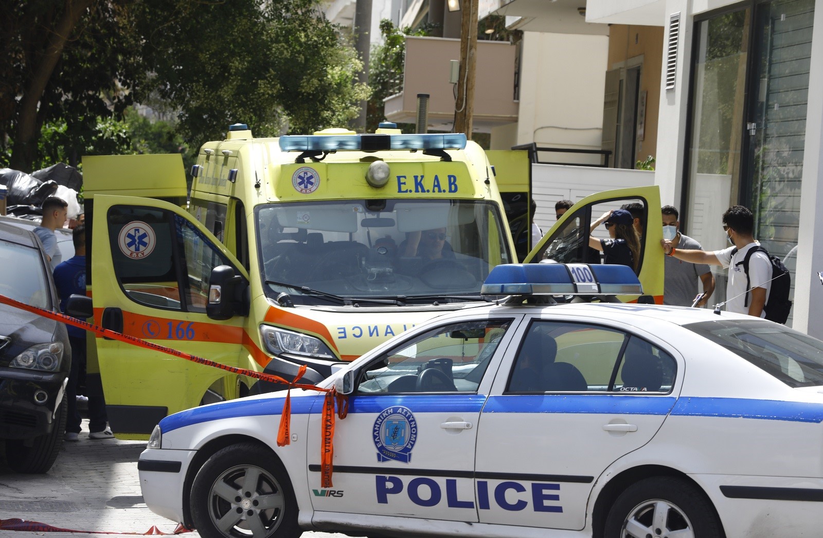 Λουτράκι: Άνδρας εντοπίστηκε νεκρός δίπλα σε κάδους απορριμμάτων