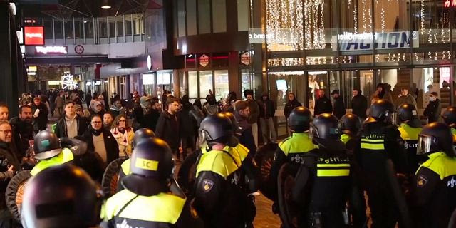 Επεισόδια στο Άμστερνταμ