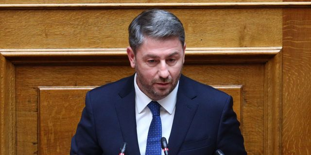 ΠΑΣΟΚ: Χρονιά ανάδειξης του κυβερνητικού του προγράμματος το 2025