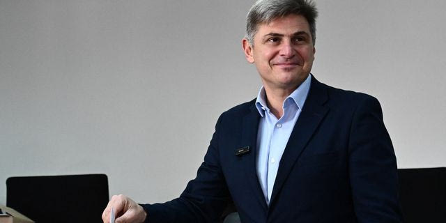 Ψηφοφορία από τον υποψήφιο πρόεδρο του ΣΥΡΙΖΑ - Προοδευτική Συμμαχία, Νικόλα Φαραντούρη στο Παλαιό Δημαρχείο Παλλήνης.