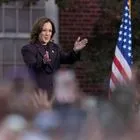 Η Κάμαλα Χάρις άφησε ανοιχτό το ενδεχόμενο υποψηφιότητας για την προεδρία το 2028