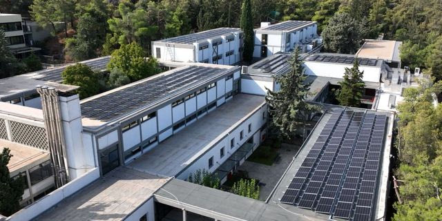 Αμερικανικό Κολλέγιο Ελλάδος: Πρωτοπορεί στη βιωσιμότητα με νέες φωτοβολταϊκές εγκαταστάσεις