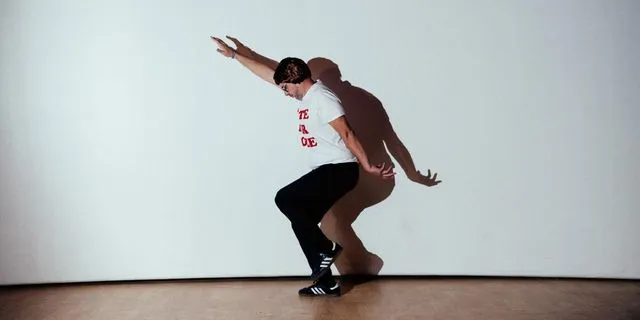 Ο Ooze of Cinema καταλαβαίνει πιο εύκολα τον Ταρκόφσκι από τον Κώστα Τσάκωνα