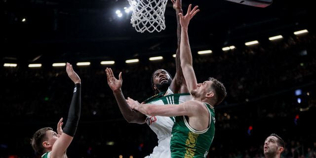 EuroLeague Top-10: Το πόστερ κάρφωμα του Γουόκερ κόντρα στον Παναθηναϊκό AKTOR στην κορυφή