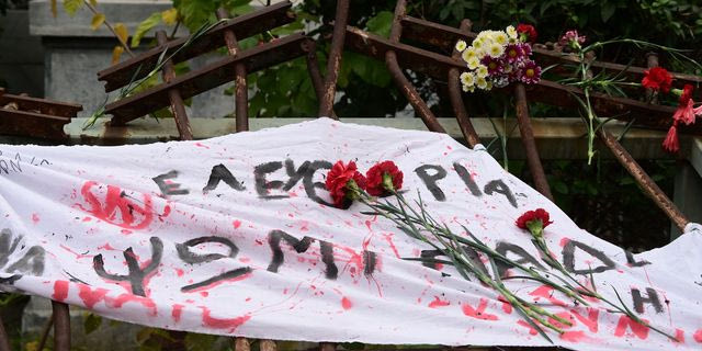 Πολυτεχνείο: Κατάθεση στεφάνων από το ΚΚΕ – “Εμπνεόμαστε από τα συνθήματα του ξεσηκωμού”