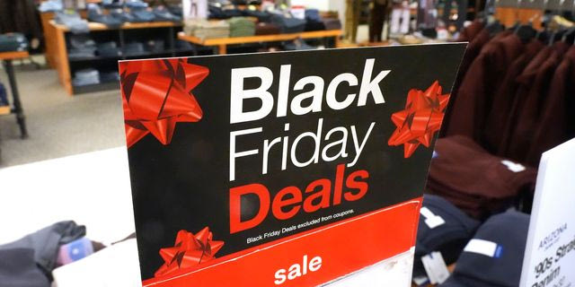 Πόσα δισεκατομμύρια ξόδεψαν οι Αμερικανοί σε διαδικτυακές αγορές τη Black Friday