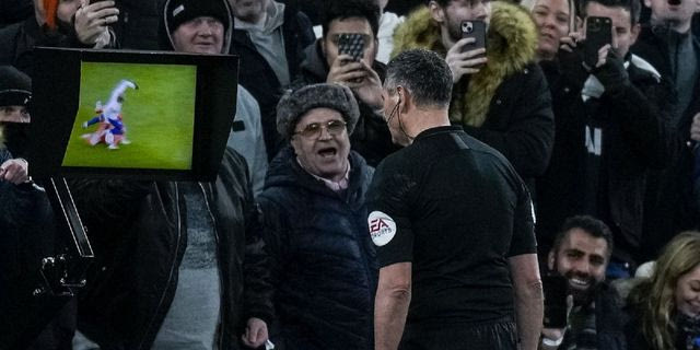 H FIFA σκέφτεται να προσθέσει το δικαίωμα για “challenge” στο ποδόσφαιρο