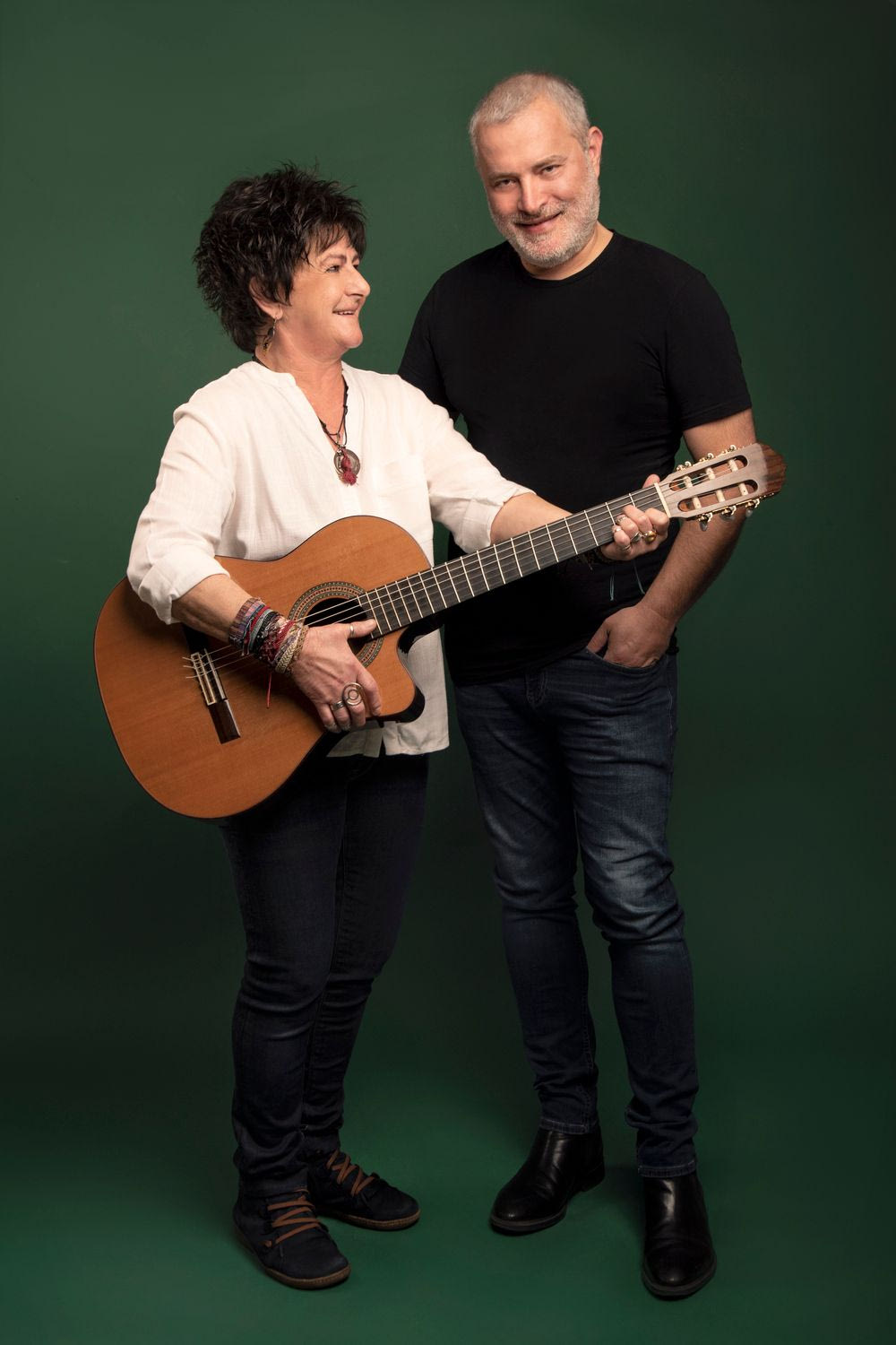 Μάργαρης - Βελεσιώτου