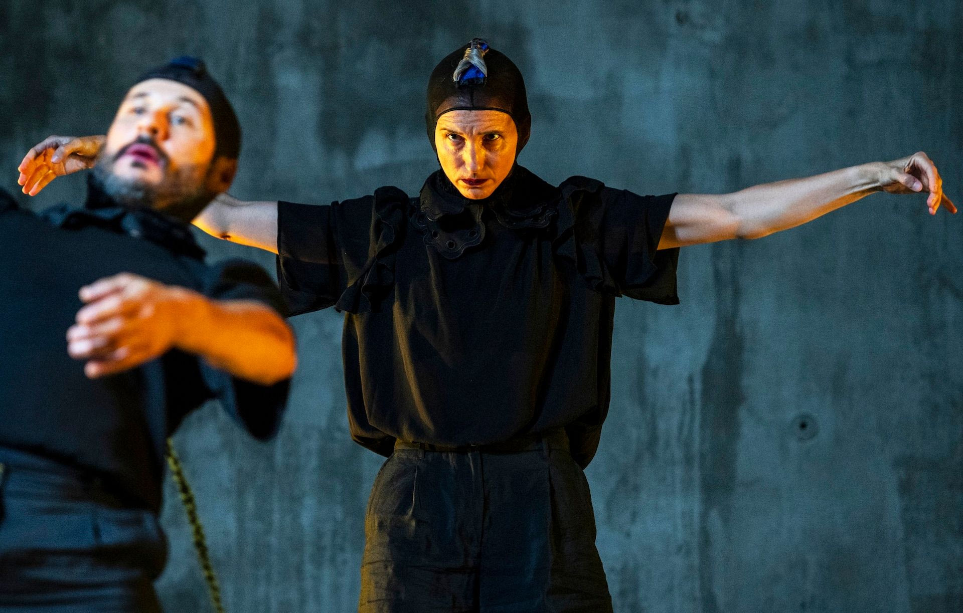 Ομάδα χορού Griffon: Τι είναι η αλήθεια;