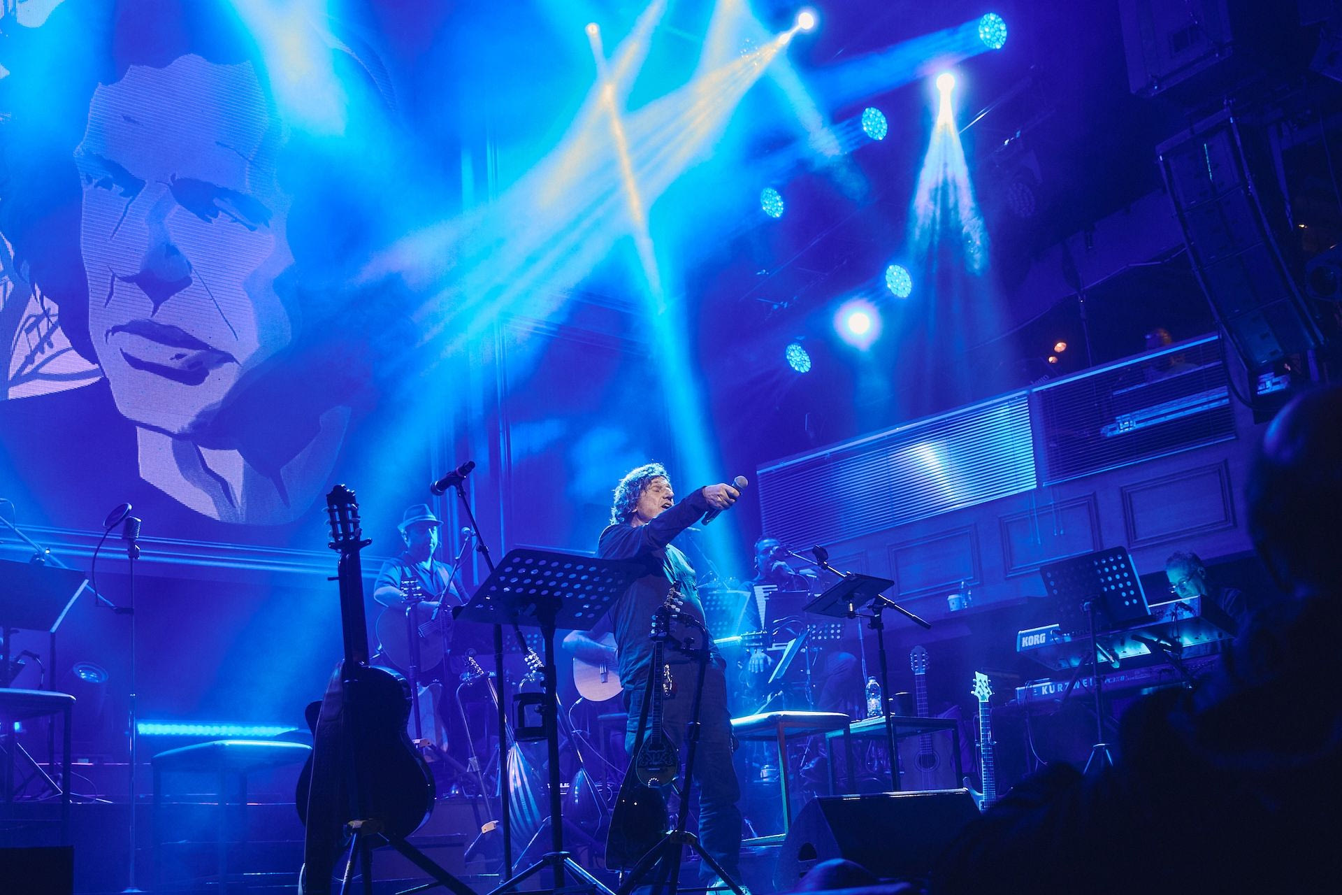 Ο Βασίλης Παπακωνσταντίνου