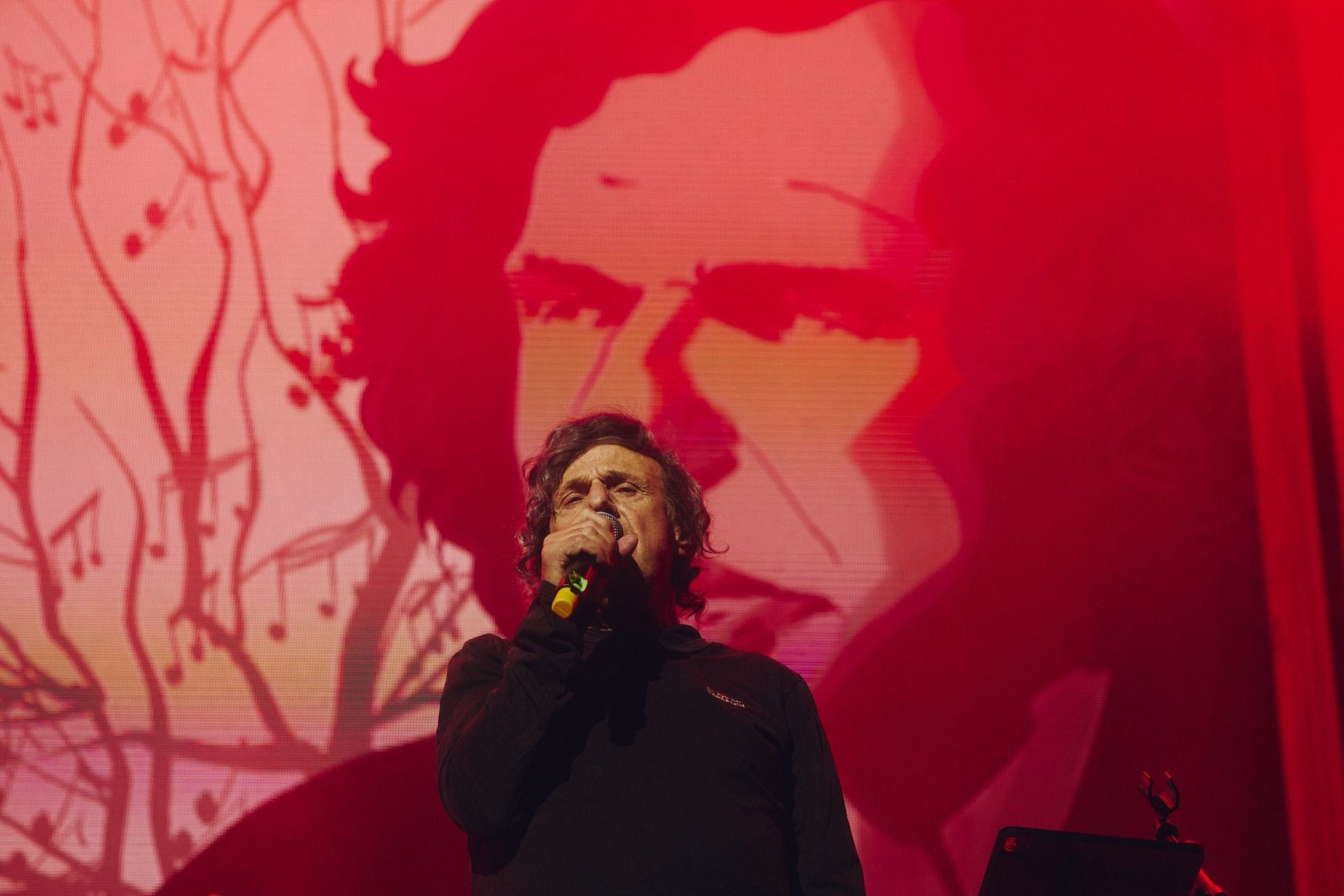 Ο Βασίλης Παπακωνσταντίνου