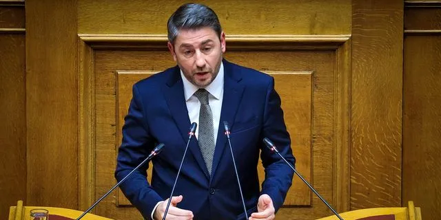 Ανδρουλάκης: Κυβέρνηση προσκηνίου ή το παρακράτος της Ν.Δ;