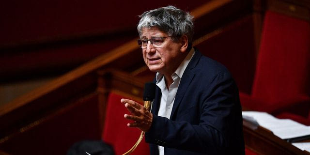 Ο βουλευτής του LFI, Ερίκ Κοκερέλ στη γαλλική Εθνοσυνέλευση