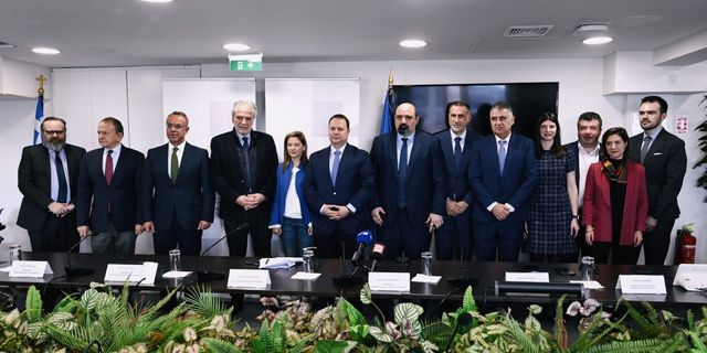 Υπογραφή σύμβασης 9,5 εκατ. ευρώ για την αποκατάσταση του Λιμένα Βόλου