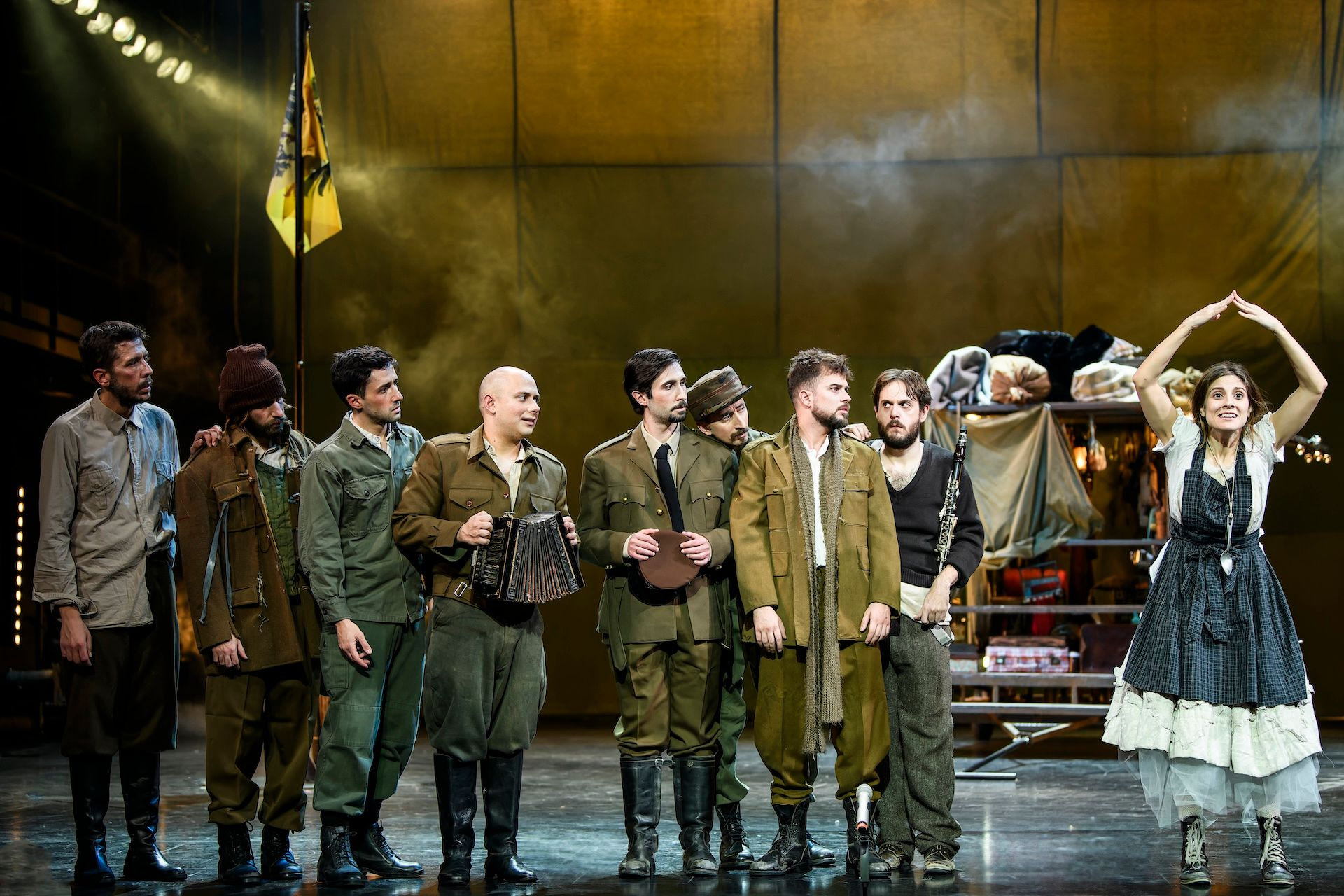 Η Μάνα Κουράγιο και τα παιδιά της- Στάθης Λιβαθινός