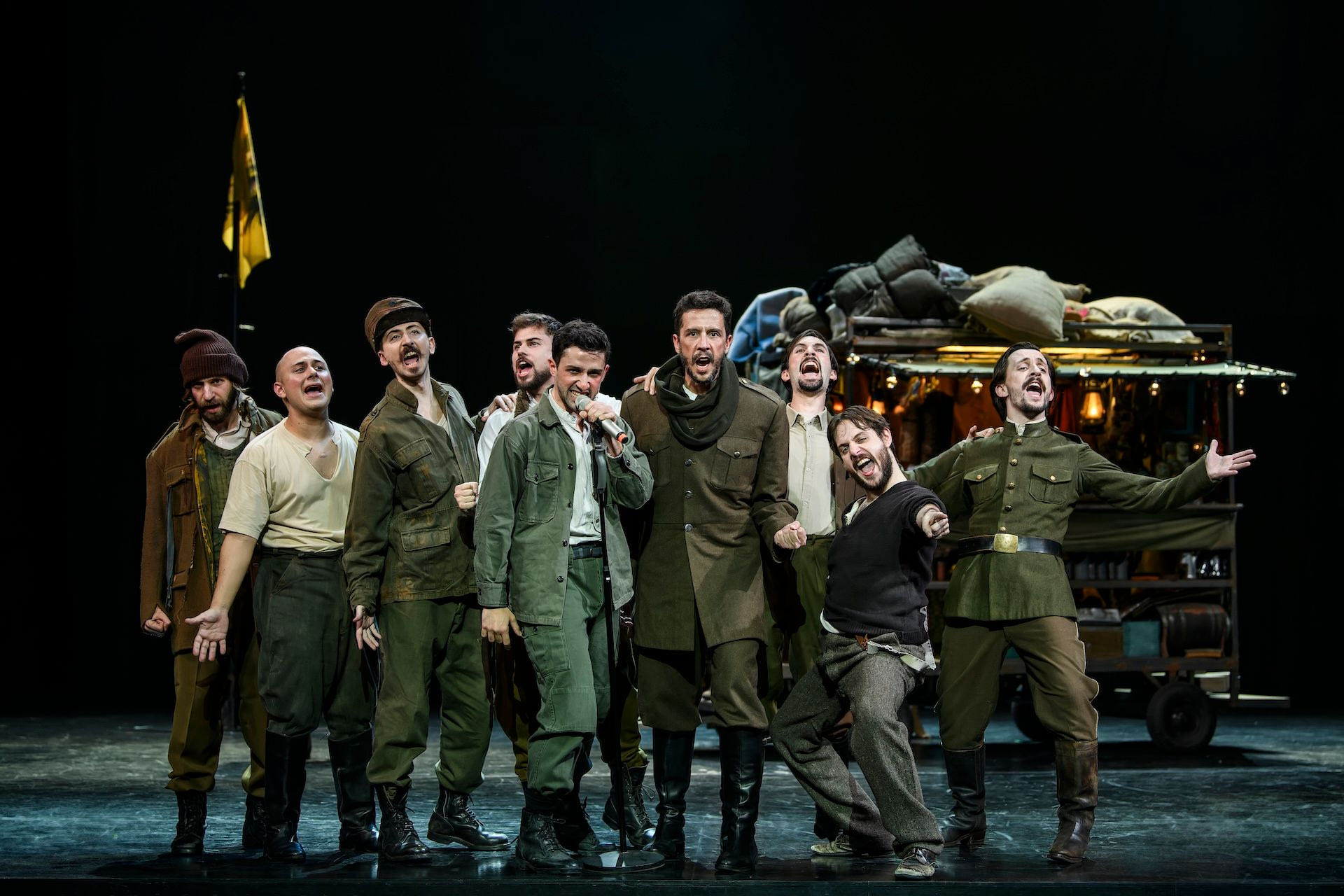 Η Μάνα Κουράγιο και τα παιδιά της- Στάθης Λιβαθινός