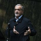 Πεζεσκιάν: “Πολύ δύσκολη” η επικοινωνία με τον Μοτζτάμπα Χαμενεΐ