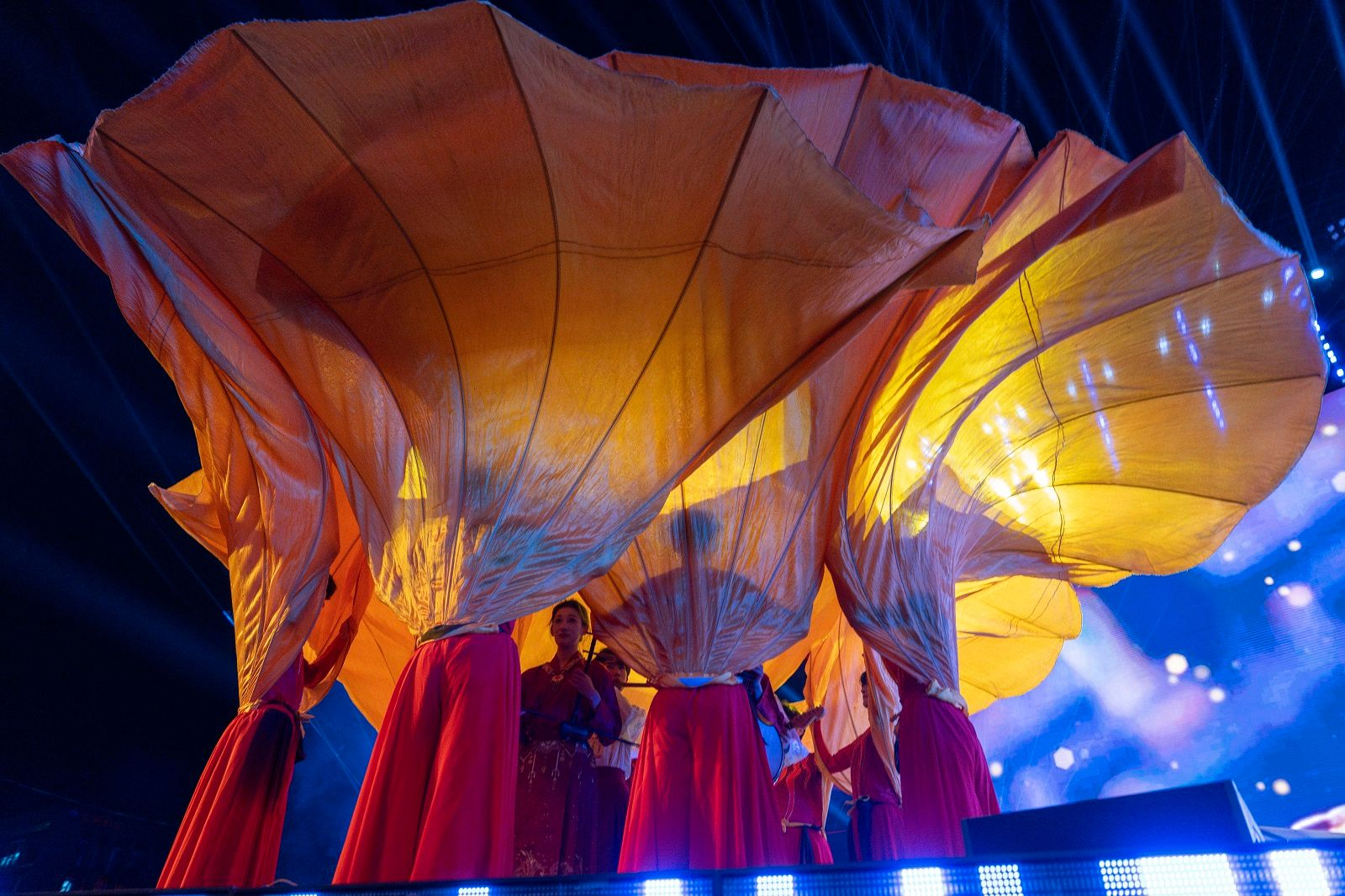 Η Κίνα υποδέχεται το 2025