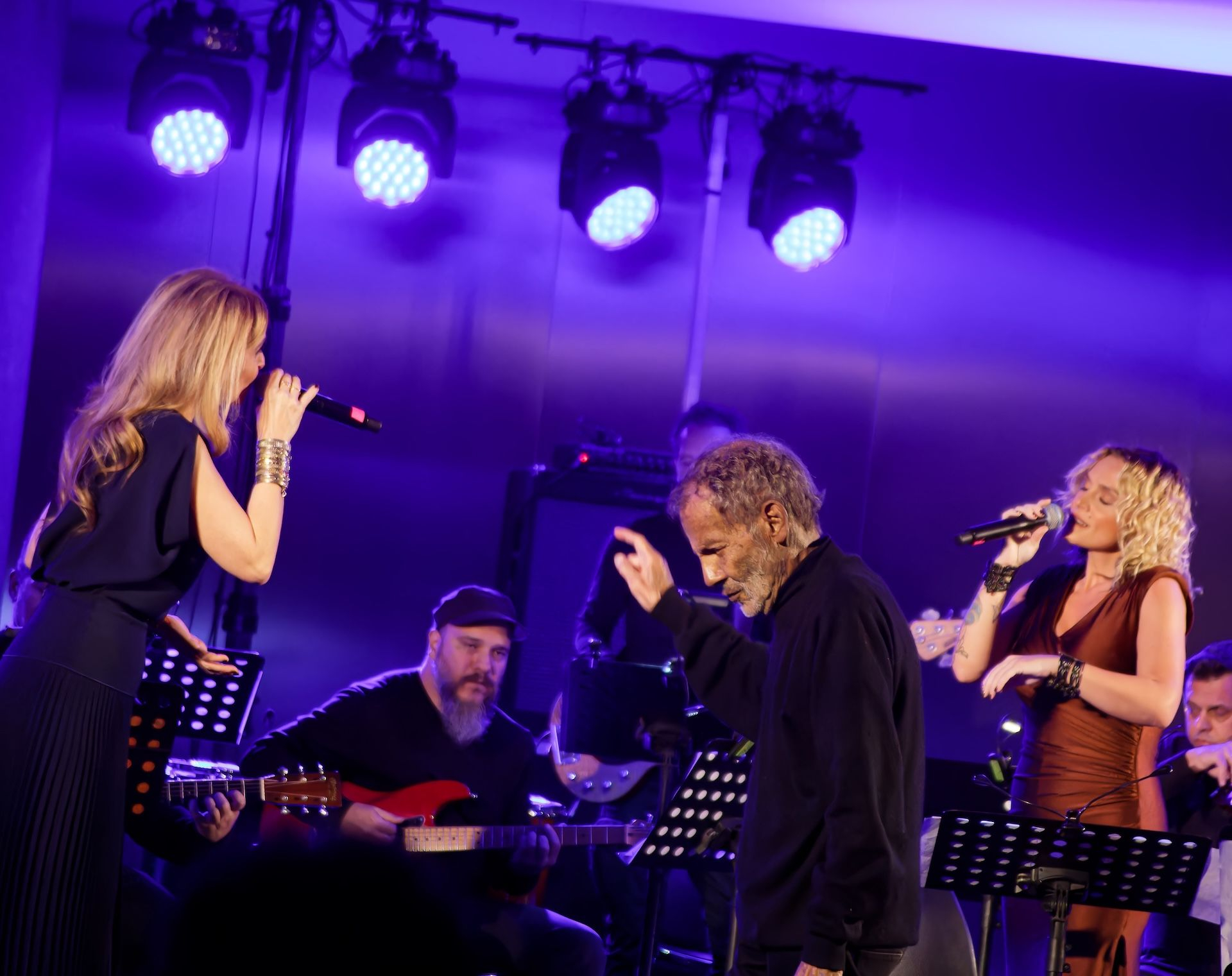 O Σταύρος Ξαρχάκος