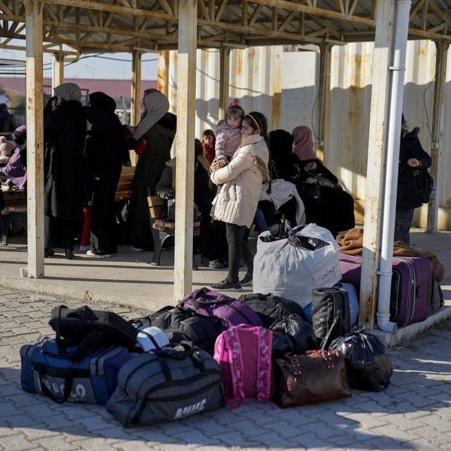 Η Ελλάδα “παγώνει” την εξέταση αιτημάτων ασύλου από Σύρους