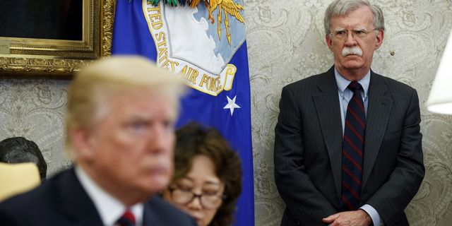 Ντόναλντ Τραμπ και Τζον Μπόλτον
