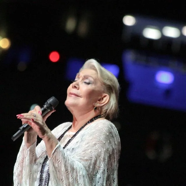 Η Μαρινέλλα