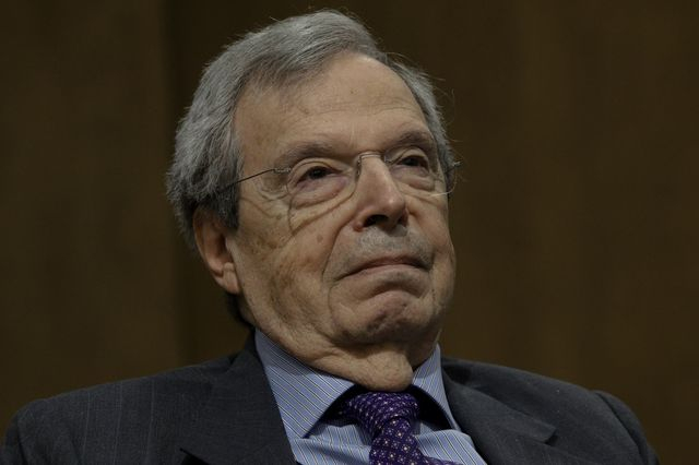 Οφειλή στον Χρήστο Ροζάκη