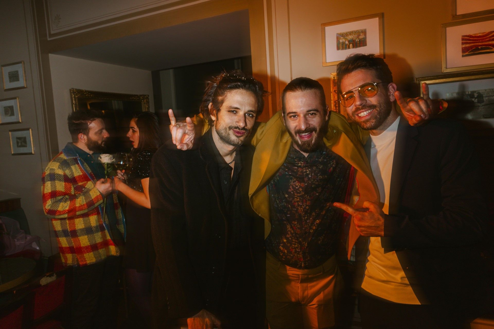 «MERDE!» του Suyako