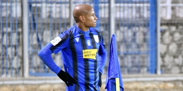 Ο Ματίας Ακούνια