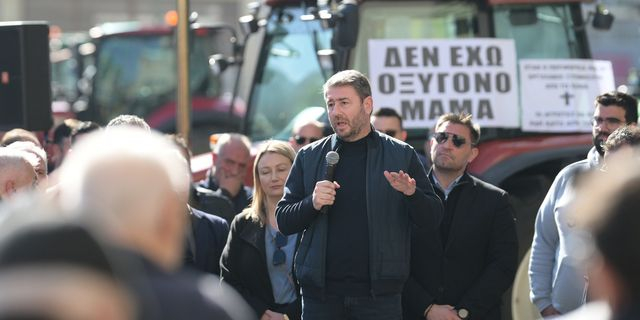 Ανδρουλάκης για Τέμπη: “Ενωμένος, χωρίς κομματικά λάβαρα, o λαός απαιτεί δικαιοσύνη”