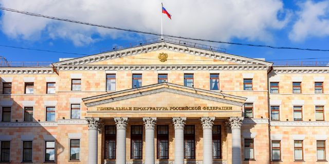 Ρωσικό δικαστήριο φυλάκισε ηλικιωμένο για δύο αναρτήσεις