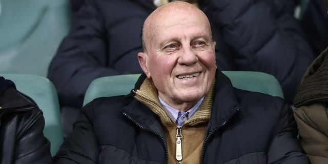 Μίμης Δομάζος: Πέθανε ο “στρατηγός” του ελληνικού ποδοσφαίρου