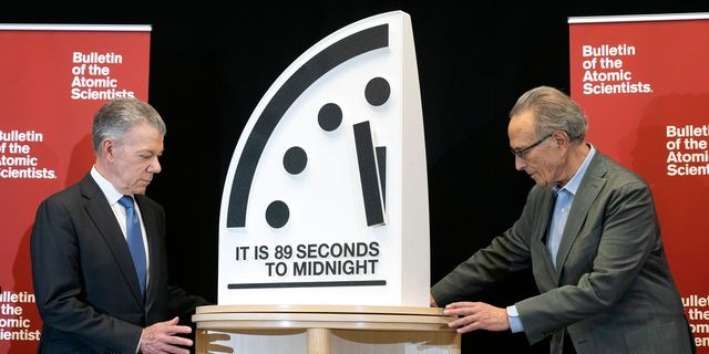 Πιο κοντά από ποτέ στα μεσάνυχτα το “Ρολόι της Αποκάλυψης”