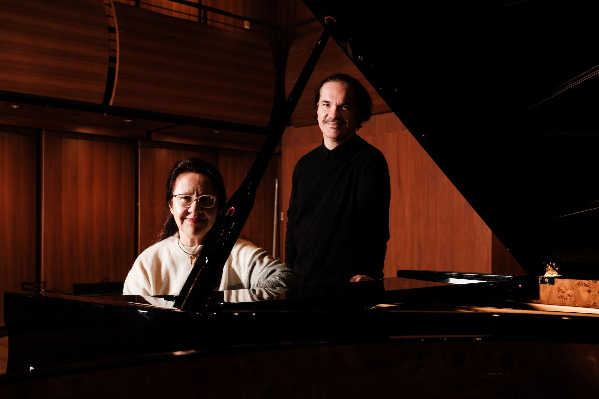 Το πιανιστικό ντούο P 4 2 των Μπεάτας Πίντσετιτς και Χρήστου Σακελλαρίδη.