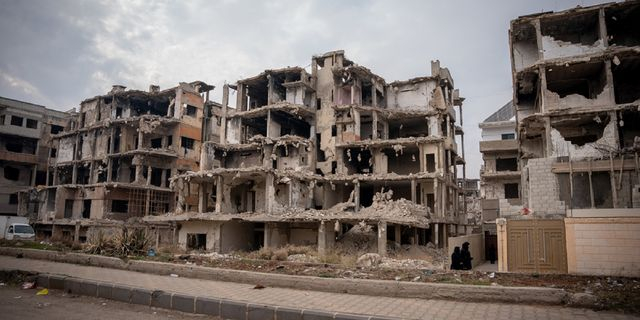 Eικόνα ενός κατεστραμμένου σπιτιού λόγω της πολυετούς σύγκρουσης στην πόλη Homs, στη Συρία.