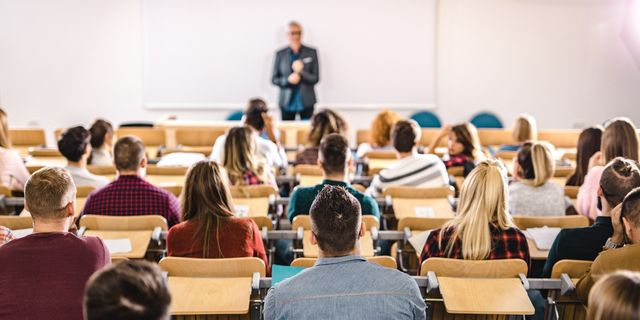 Ιταλός καθηγητής του ΕΚΠΑ συνελήφθη για παιδική πορνογραφία