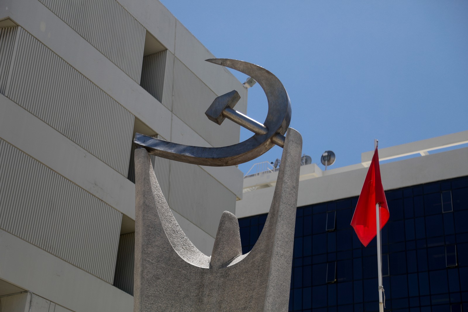 ΚΚΕ: “Η σταθερότητα την οποία επαγγέλλεται η κυβέρνηση σημαίνει πολεμική εμπλοκή