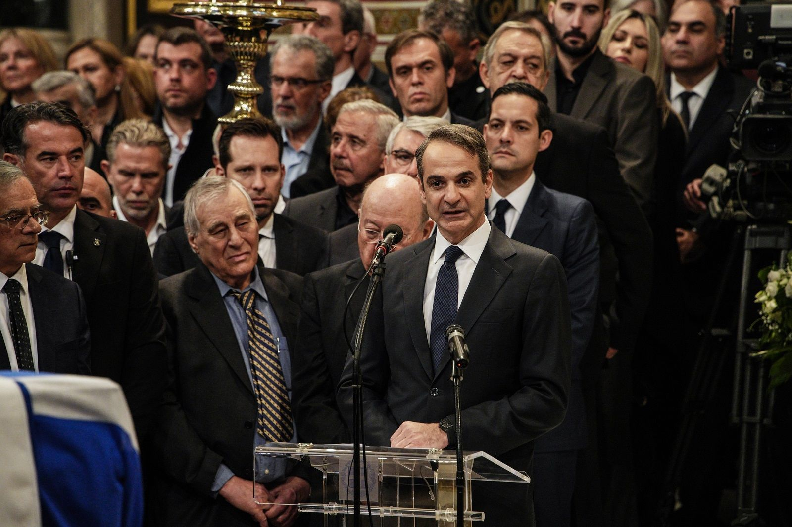 Ο Κυριάκος Μητσοτάκης στην κηδεία του Κώστα Σημίτη