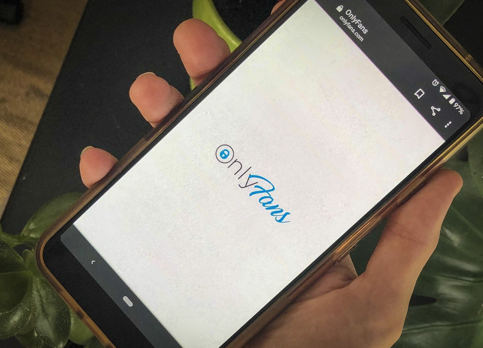 Βρετανία: “Θησαύριζαν” στο OnlyFans πουλώντας φωτογραφίες γυναικών εν αγνοία τους