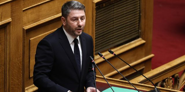 Πρόταση νόμου του ΠΑΣΟΚ για φρένο στα ιδιωτικά ασφάλιστρα
