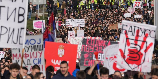 Σερβία: Κορυφώνεται ο αγώνας των φοιτητών για δικαιοσύνη – Σήμερα η ιστορική διαμαρτυρία