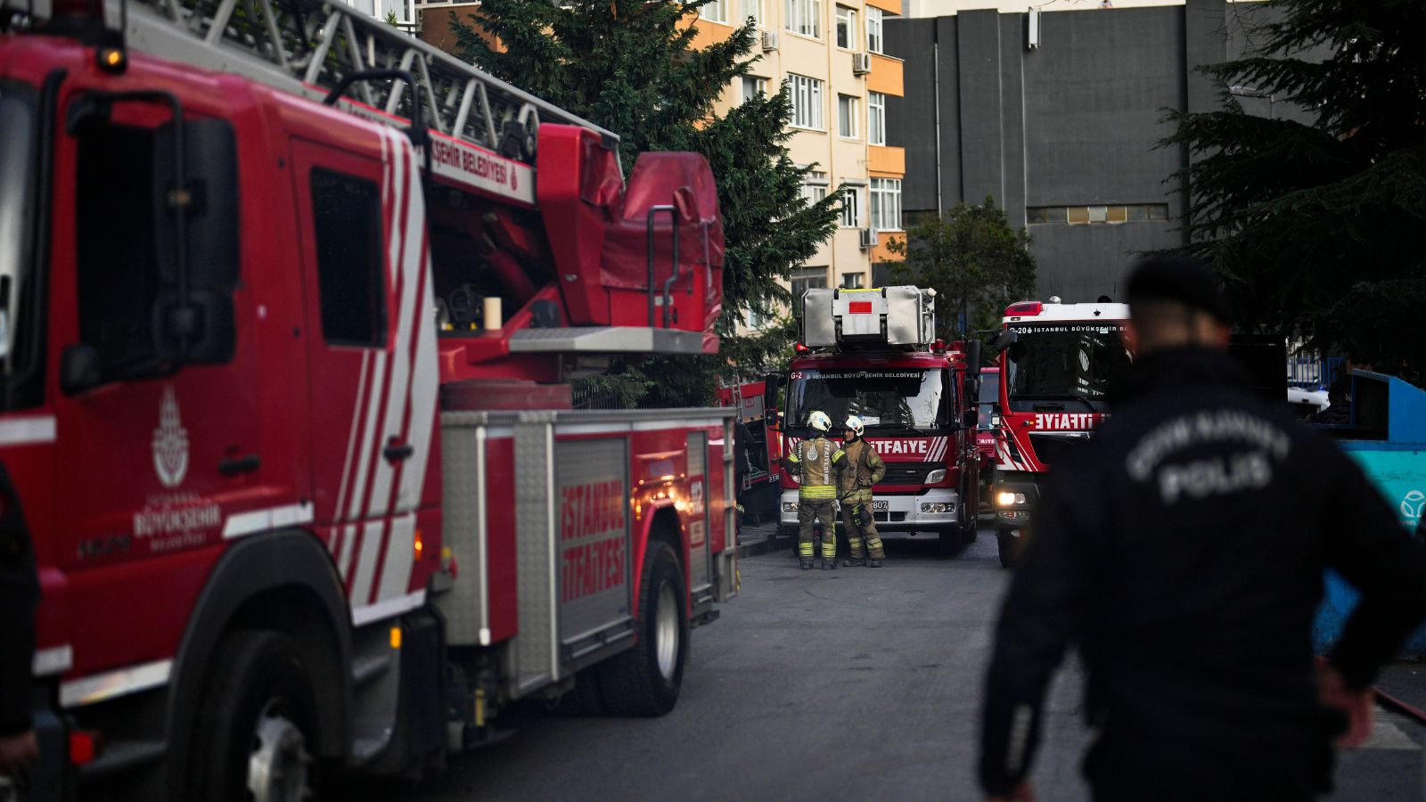 Φωτιά σε επιχείρηση ανακύκλωσης οχημάτων στα Ιωάννινα – Στο νοσοκομείο εργαζόμενος