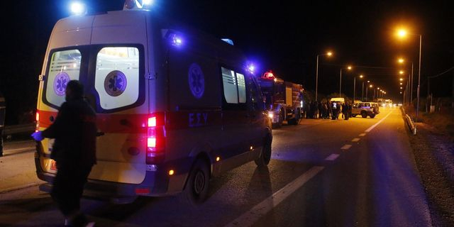 ΕΚΑΒ σε σημείο τροχαίου (Φωτογραφία αρχείου)