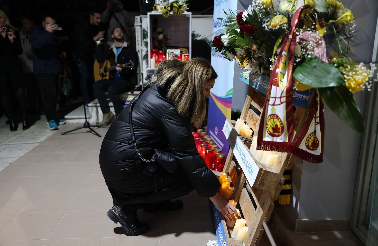 Η μητέρα του Άλκη Καμπανού