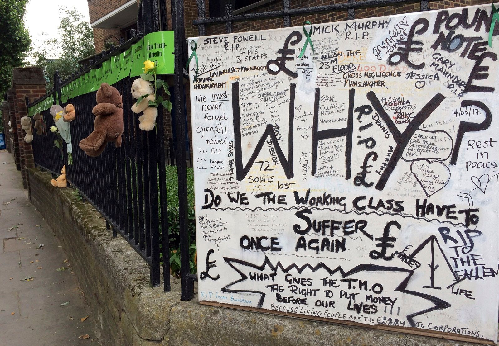 Πυρκαγιά στον πύργο Grenfell στο Λονδίνο