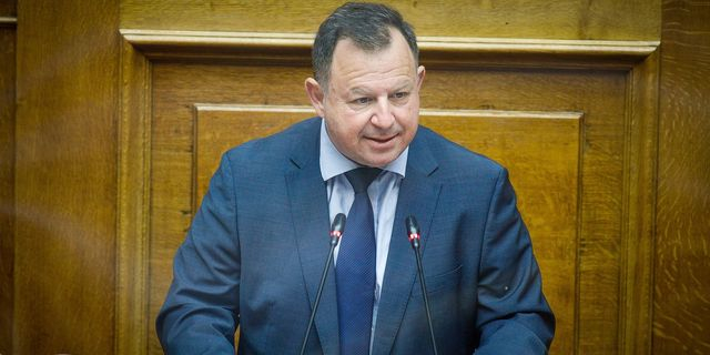 Αντιδράσεις για τις δηλώσεις Γιόγιακα για Τέμπη: “Καλώς ή κακώς οι άνθρωποι ήταν νεκροί”