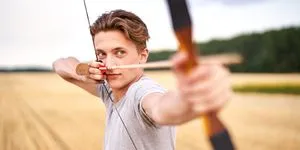 Ο Ερμής επιστρέφει ορθός στον Τοξότη στις 12/12/2025 για να πει αλήθειες και να ολοκληρώσει ό,τι «κόλλησε» τον Νοέμβριο