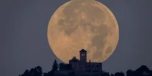 Τα 4 ζώδια που θα έχουν πιεστικές εξελίξεις με την Πανσέληνο στον Ταύρο στις 05/11/2025